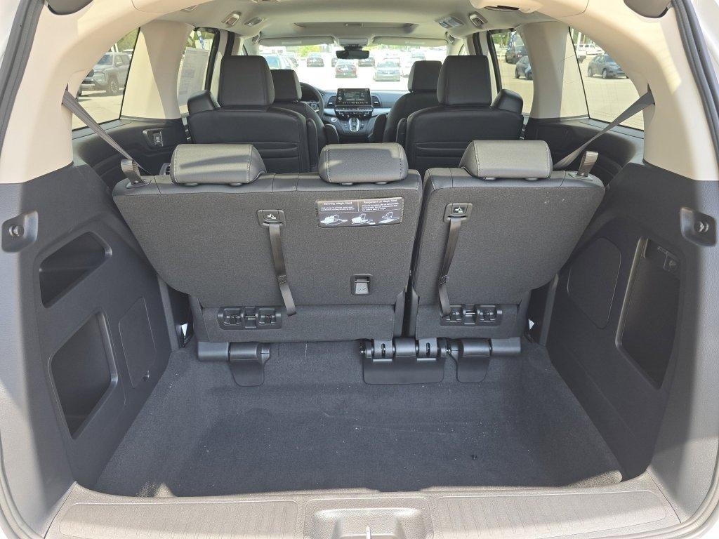 new 2026 Honda Odyssey car, priced at $43,564
