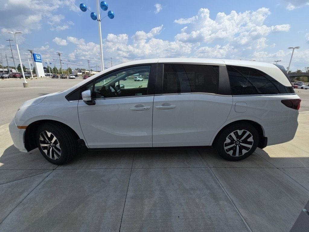 new 2026 Honda Odyssey car, priced at $43,564