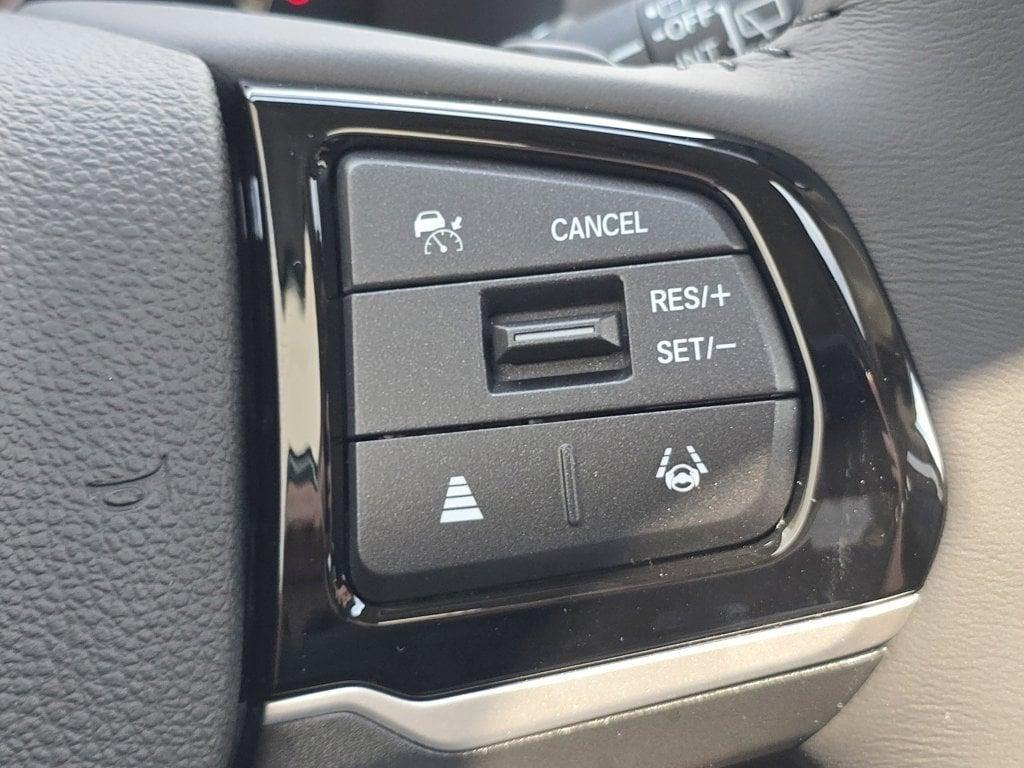 new 2026 Honda Odyssey car, priced at $43,564