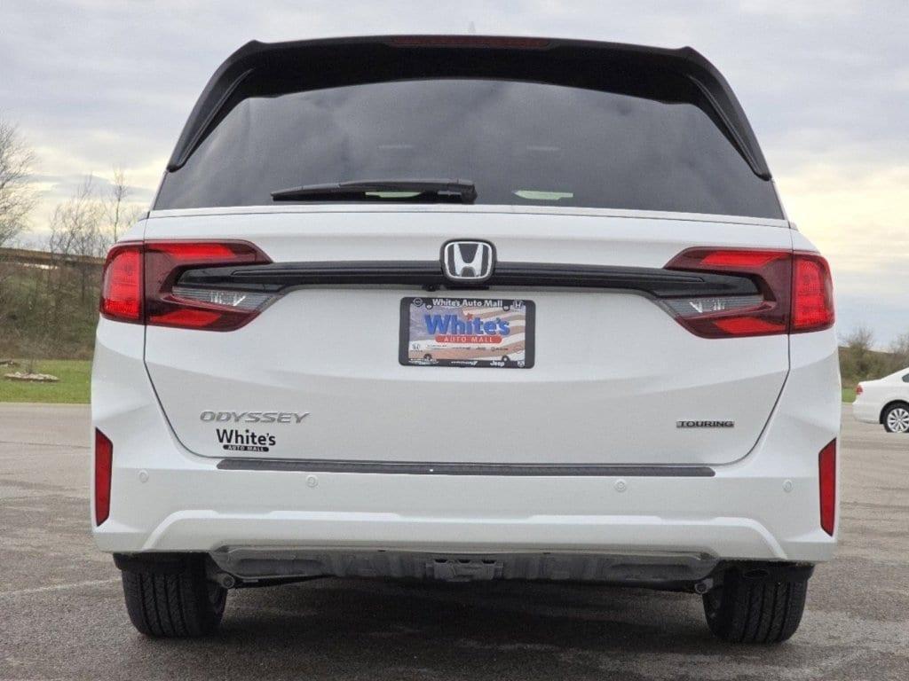 new 2025 Honda Odyssey car, priced at $45,973