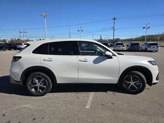 new 2025 Honda HR-V car, priced at $31,327