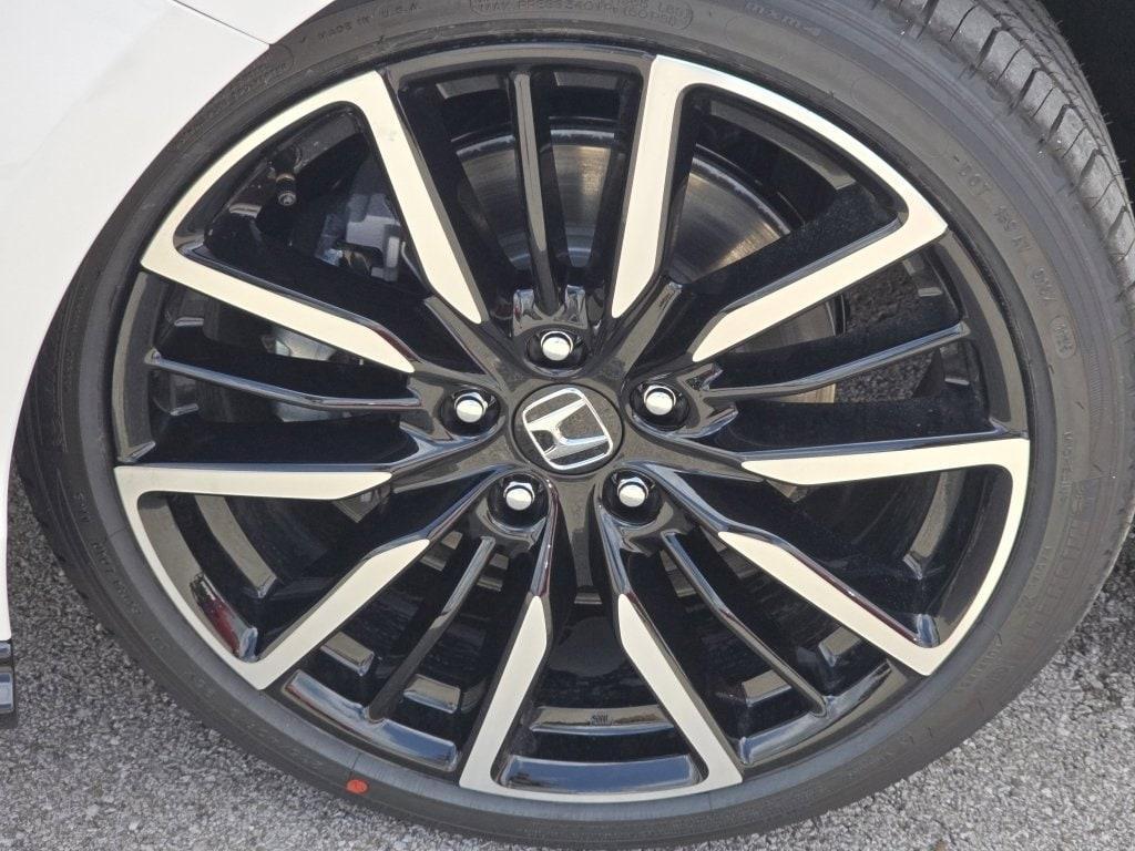 new 2025 Honda Accord Hybrid car, priced at $38,832