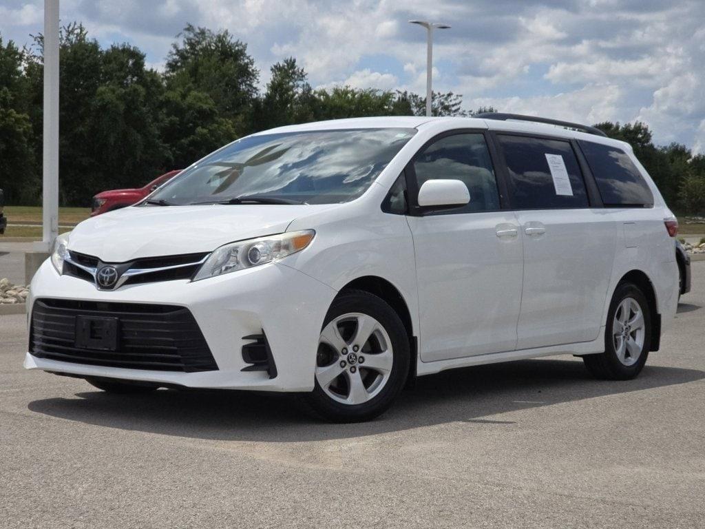 used 2018 Toyota Sienna car, priced at $13,998