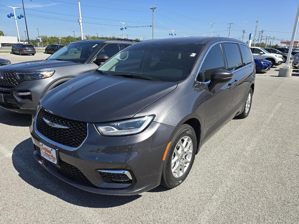 used 2023 Chrysler Pacifica car, priced at $24,000