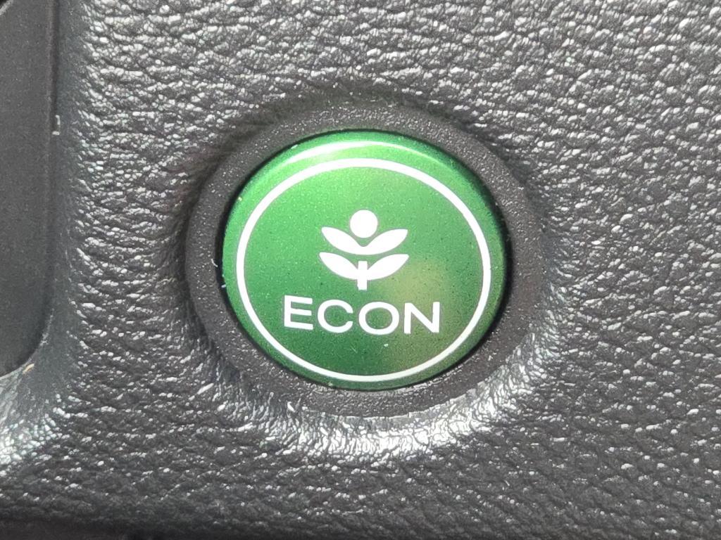 used 2022 Honda Pilot car, priced at $31,000