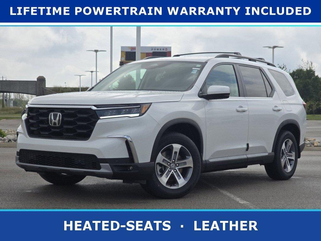 new 2025 Honda Pilot car, priced at $46,242