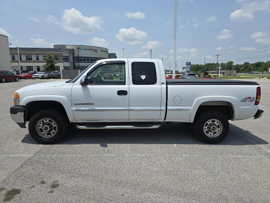 used 2002 GMC Sierra 2500 car, priced at $11,800