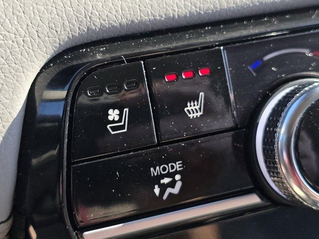 used 2024 Honda Pilot car, priced at $47,888