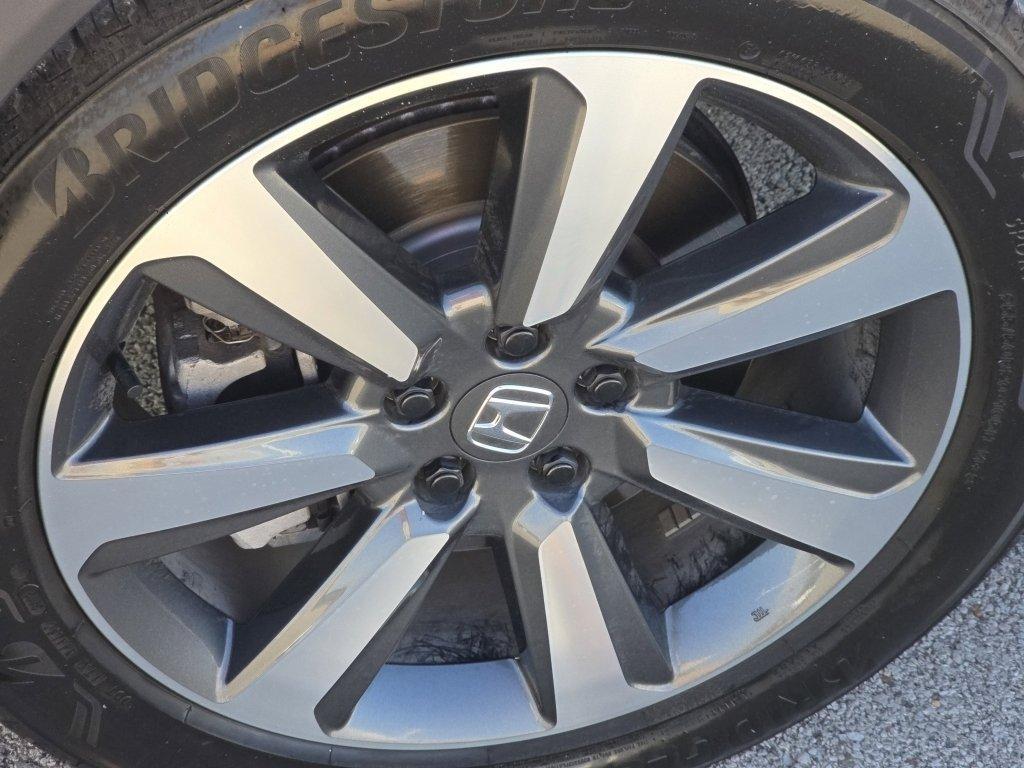 used 2024 Honda Pilot car, priced at $47,888