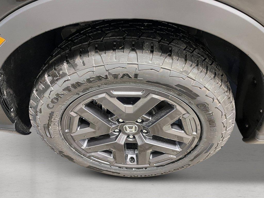 new 2026 Honda CR-V Hybrid car, priced at $38,233