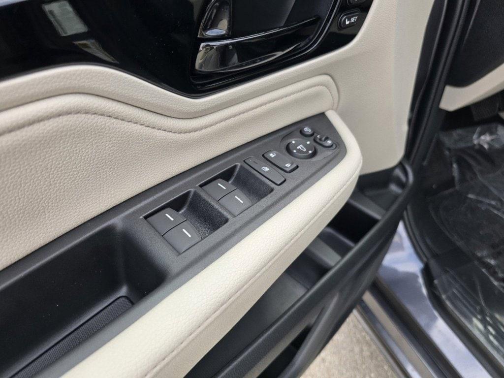 new 2025 Honda Odyssey car, priced at $48,157