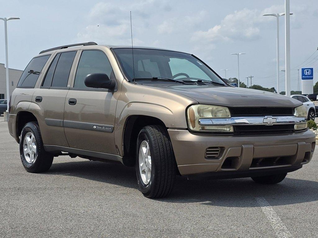 used 2003 Chevrolet TrailBlazer car, priced at $1,880