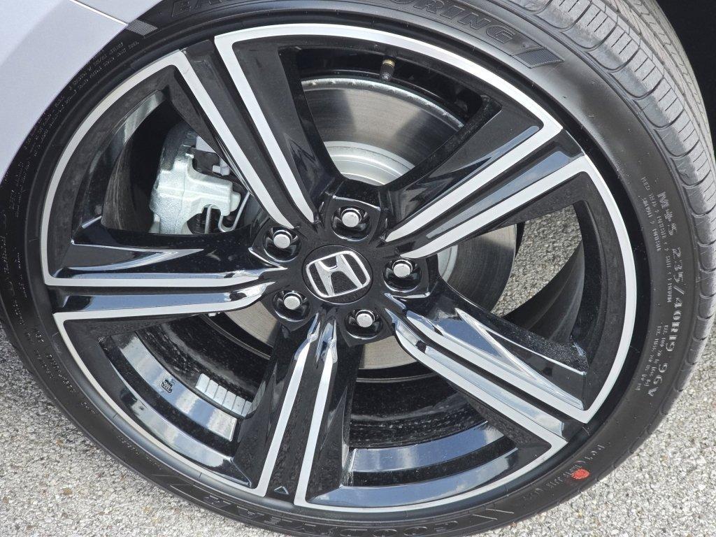 new 2025 Honda Accord Hybrid car, priced at $33,893