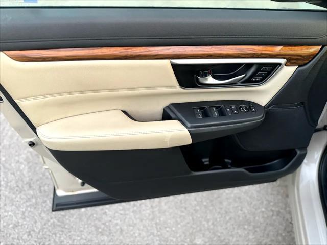 used 2017 Honda CR-V car, priced at $21,940