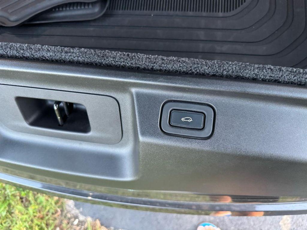 used 2022 Land Rover Range Rover car, priced at $94,980