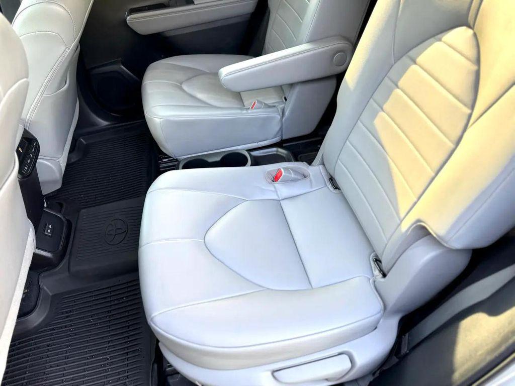 used 2022 Toyota Highlander Hybrid car, priced at $35,480