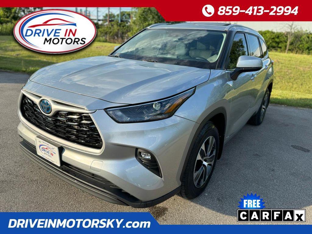 used 2022 Toyota Highlander Hybrid car, priced at $33,490