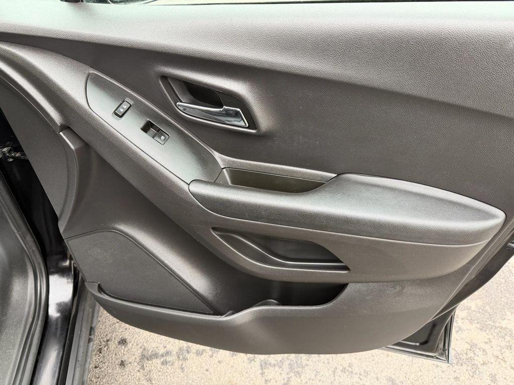 used 2020 Chevrolet Trax car, priced at $11,490