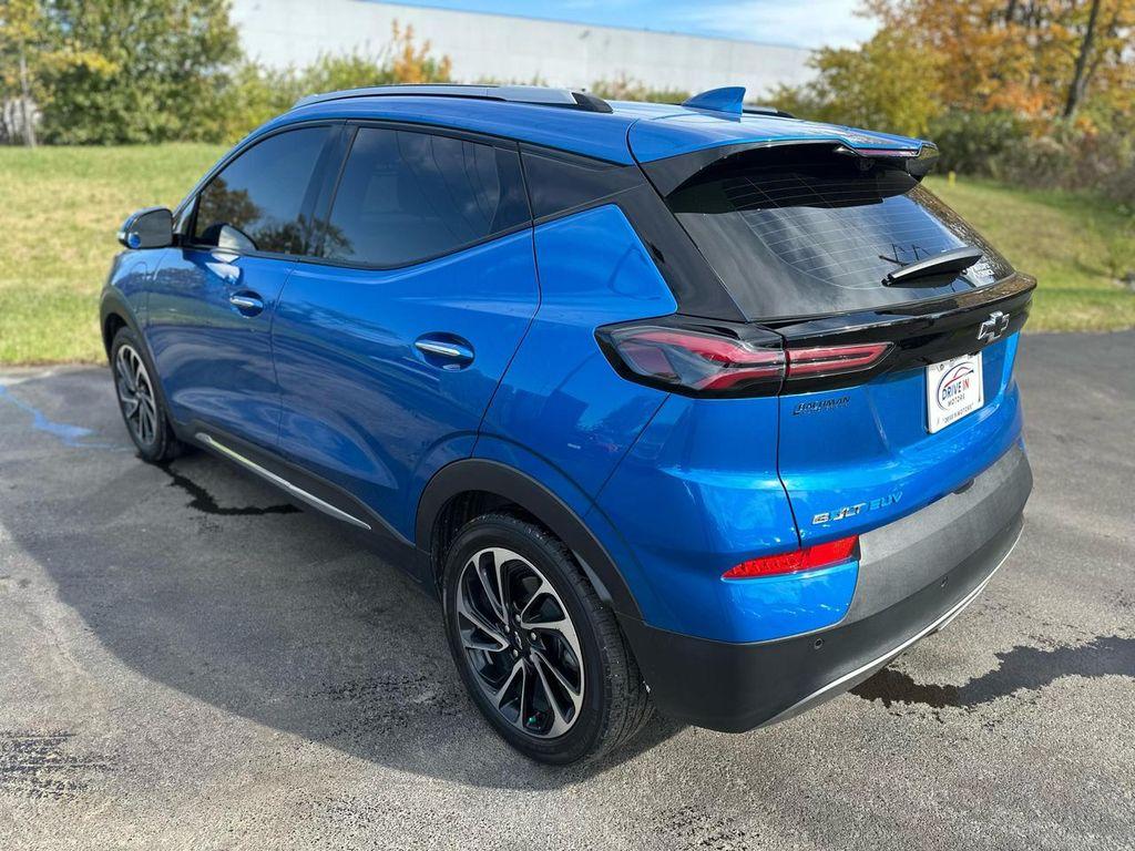 used 2022 Chevrolet Bolt EUV car, priced at $19,980