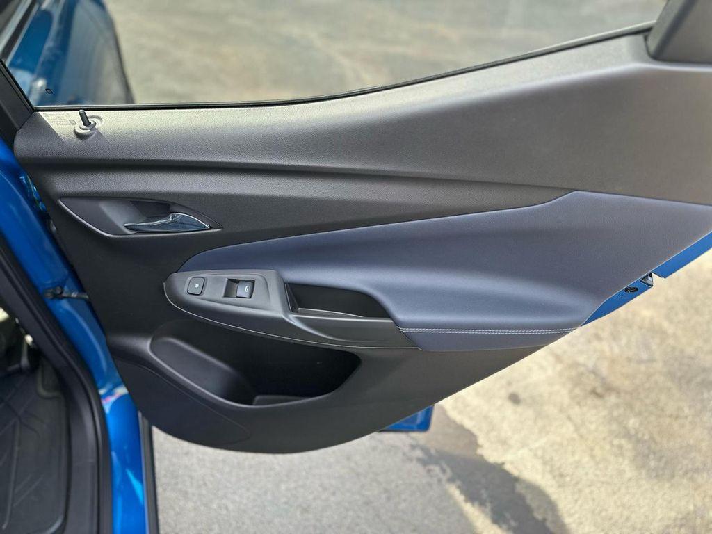 used 2022 Chevrolet Bolt EUV car, priced at $19,980