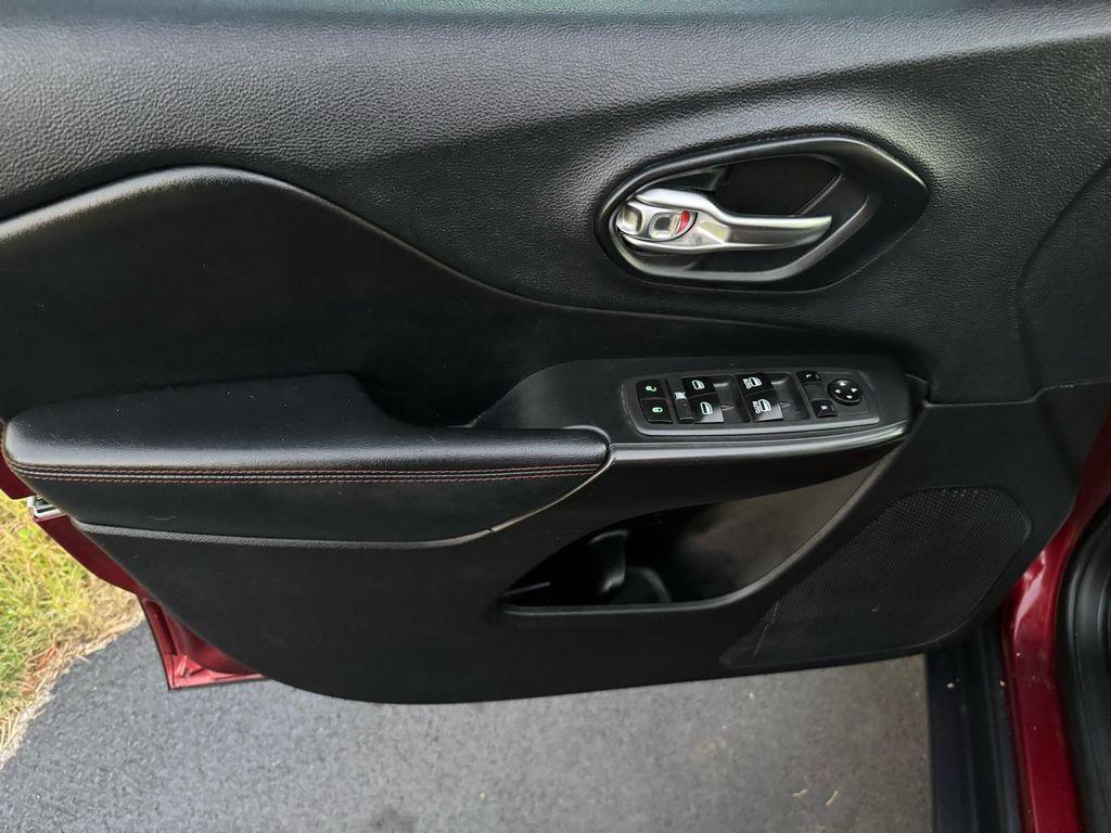 used 2019 Jeep Cherokee car, priced at $14,780