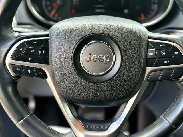 used 2018 Jeep Grand Cherokee car, priced at $19,995