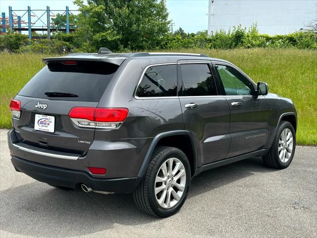 used 2017 Jeep Grand Cherokee car, priced at $14,495