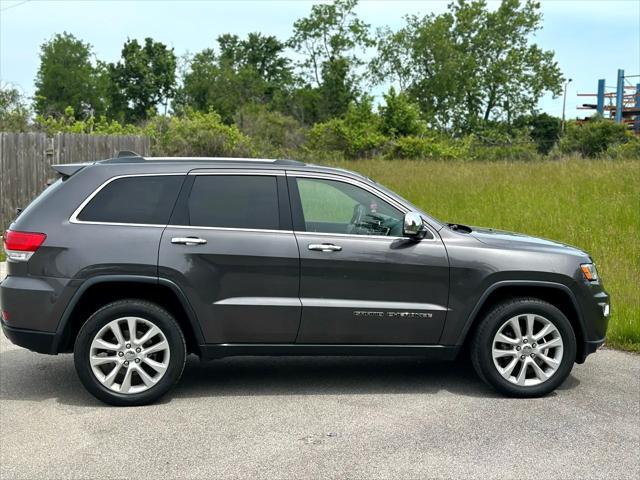 used 2017 Jeep Grand Cherokee car, priced at $14,495