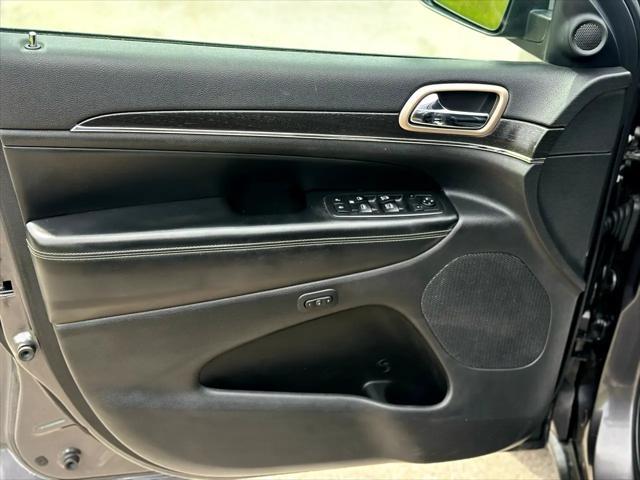 used 2017 Jeep Grand Cherokee car, priced at $14,495