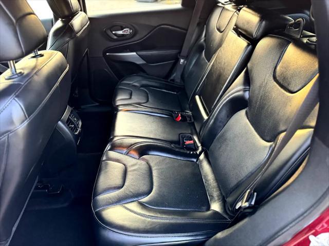 used 2020 Jeep Cherokee car