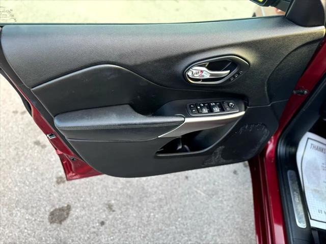 used 2020 Jeep Cherokee car