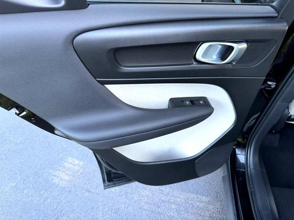 used 2022 Volvo XC40 car, priced at $17,480