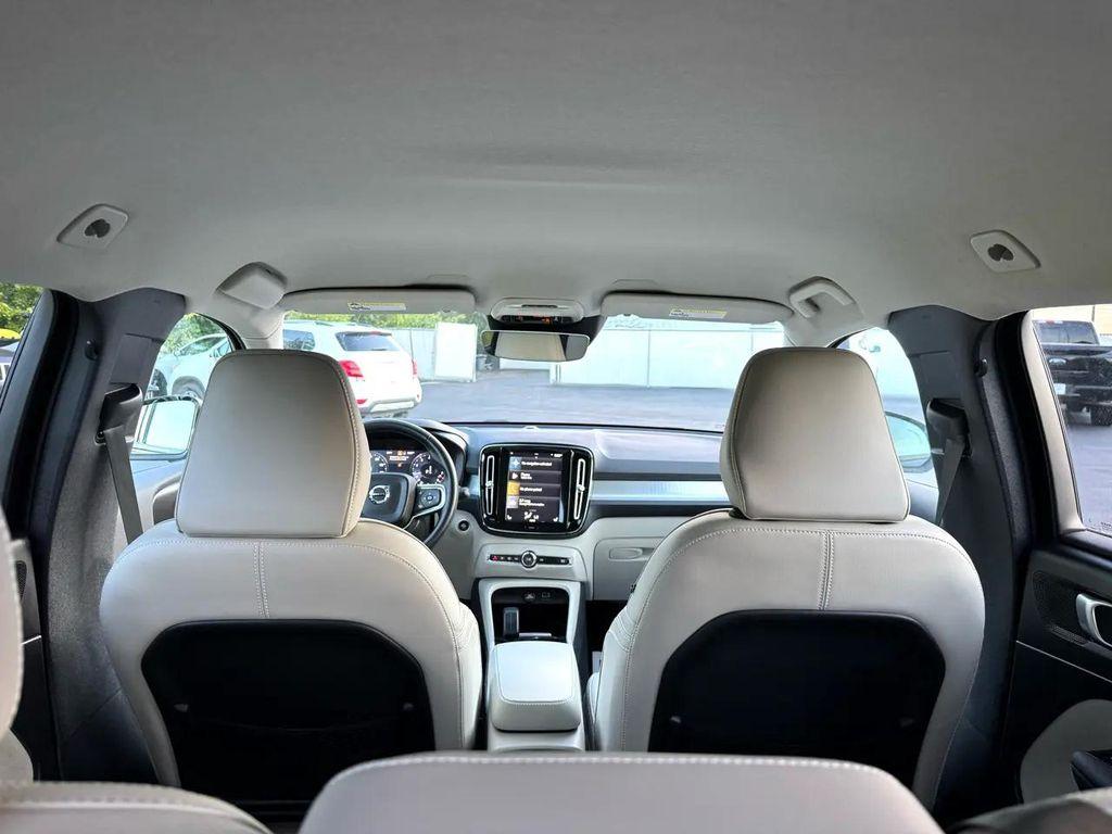 used 2022 Volvo XC40 car, priced at $17,480