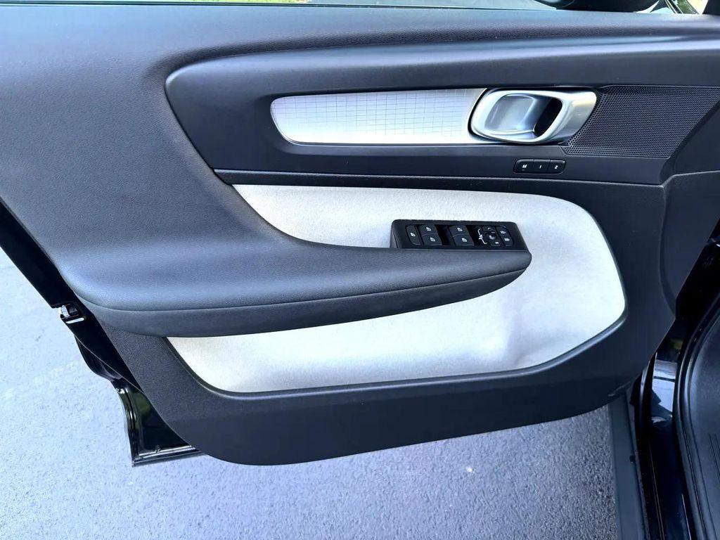 used 2022 Volvo XC40 car, priced at $17,480