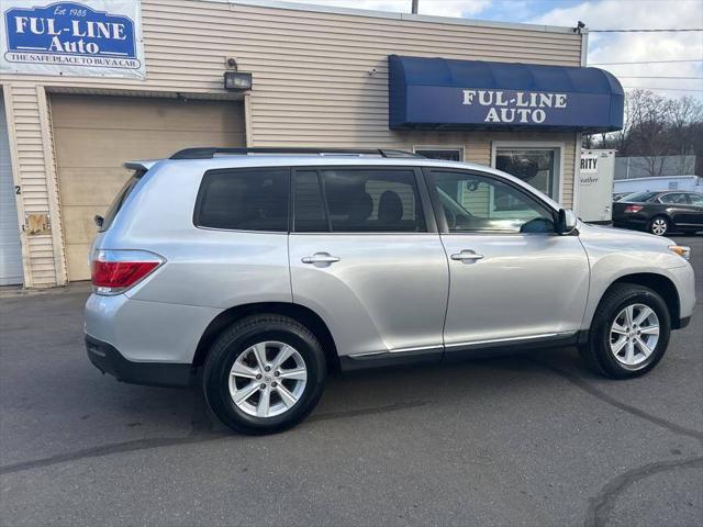 used 2013 Toyota Highlander car, priced at $15,995