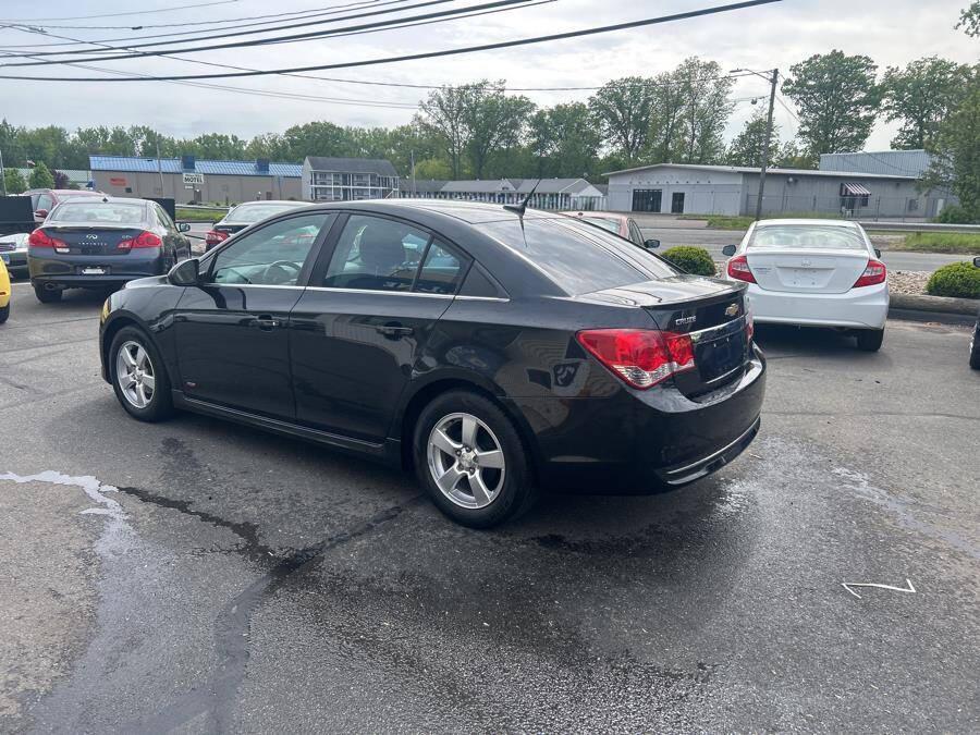 used 2014 Chevrolet Cruze car, priced at $7,195