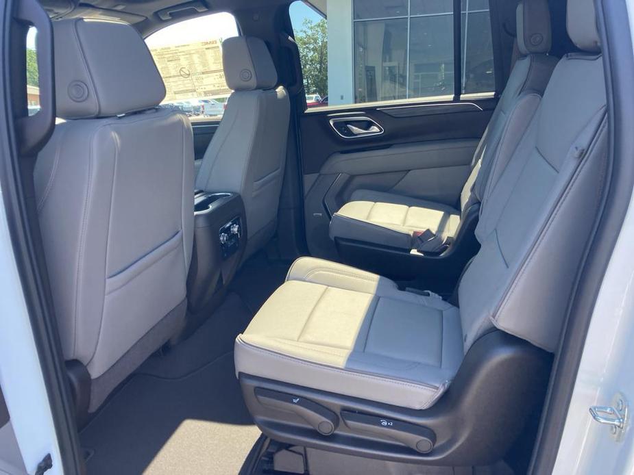 new 2024 GMC Yukon XL car, priced at $81,105