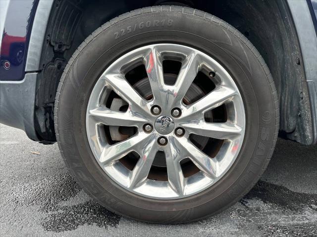 used 2014 Jeep Cherokee car, priced at $9,998