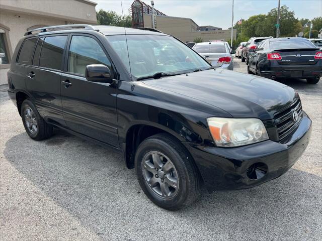 used 2005 Toyota Highlander car, priced at $7,998