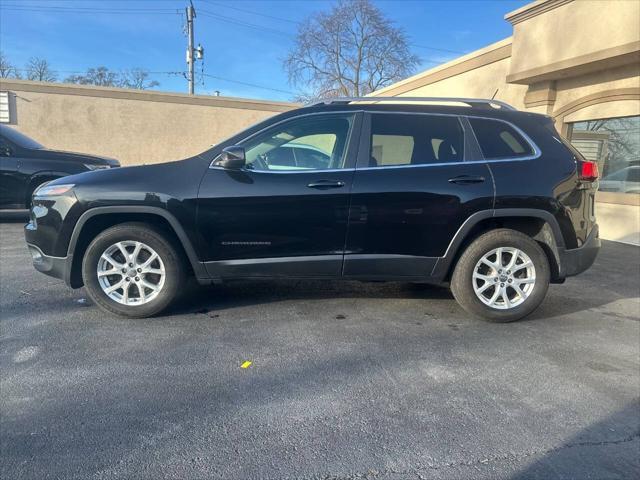 used 2015 Jeep Cherokee car, priced at $8,998