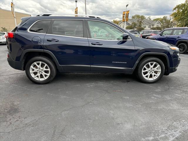 used 2014 Jeep Cherokee car, priced at $8,998