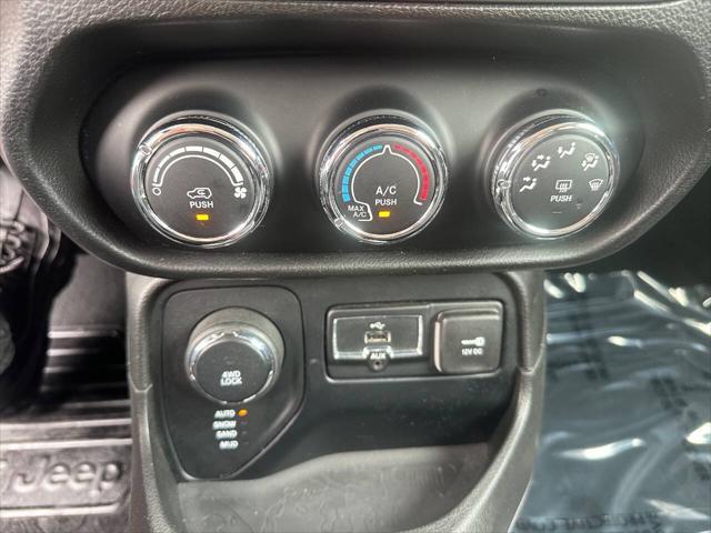 used 2016 Jeep Renegade car, priced at $8,498