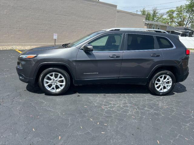 used 2016 Jeep Cherokee car, priced at $9,998