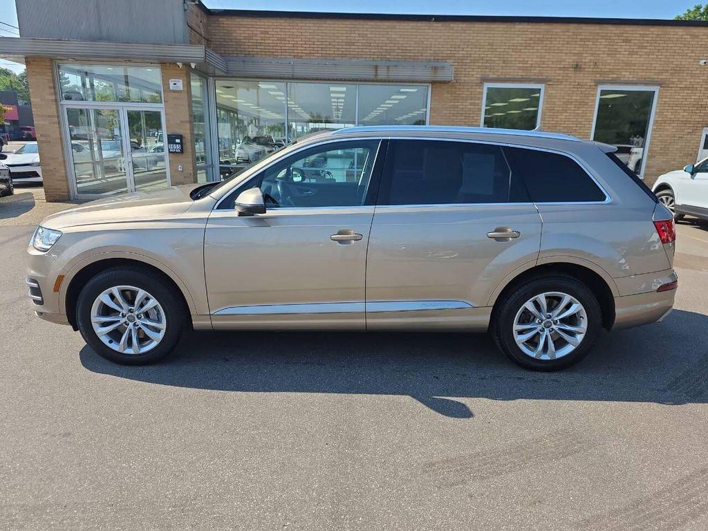 used 2019 Audi Q7 car, priced at $17,495