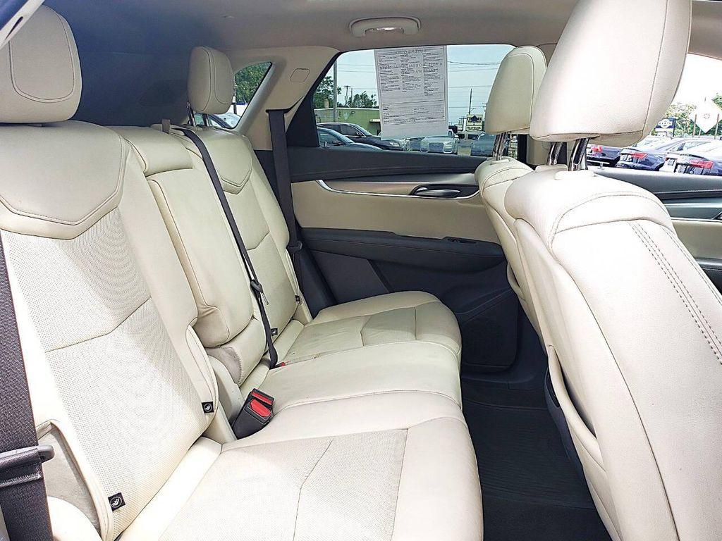 used 2019 Cadillac XT5 car, priced at $18,495