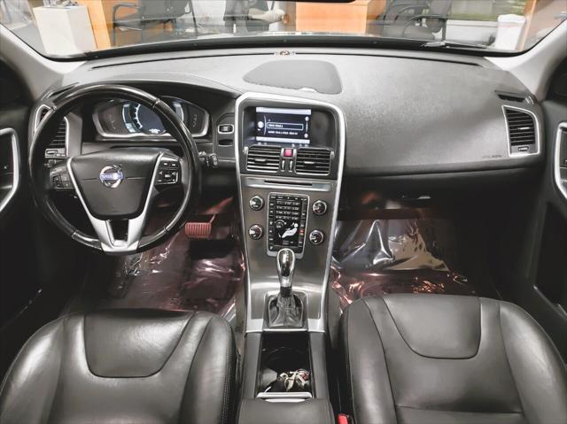 used 2015 Volvo XC60 car, priced at $11,495