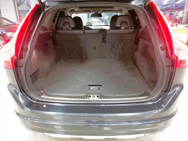 used 2015 Volvo XC60 car, priced at $11,495