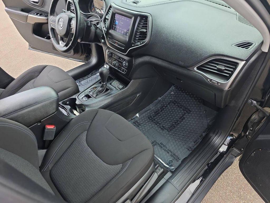used 2019 Jeep Cherokee car, priced at $15,995