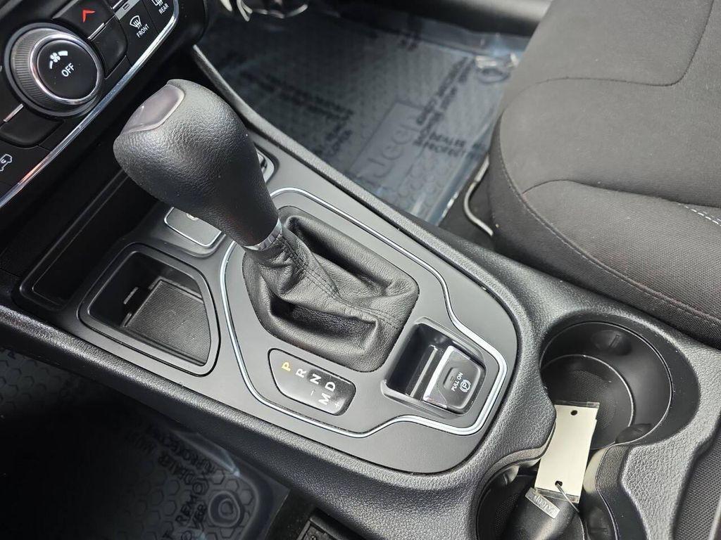 used 2019 Jeep Cherokee car, priced at $15,995