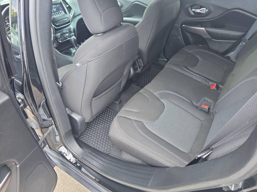 used 2019 Jeep Cherokee car, priced at $15,995